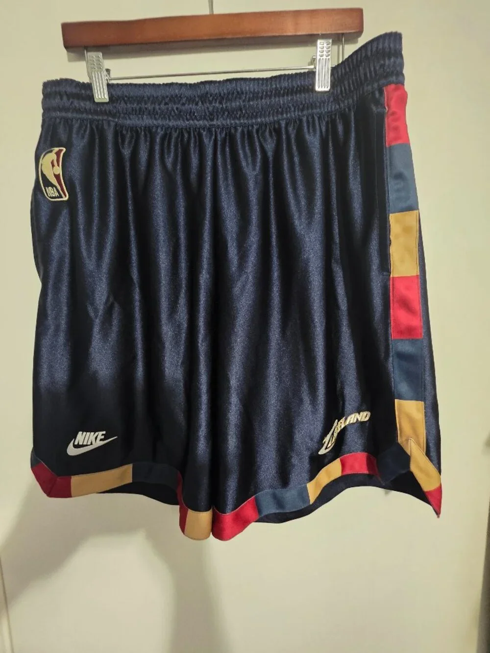 Nike Mens Cleveland Cavaliers Classic Edition Navy Blue Basketball Short- Xl